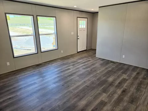 Living - 3986 Highway 830, Gray, KY 40734 photo 1 of 1