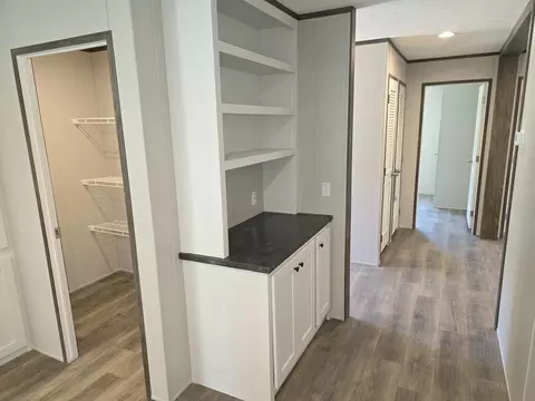 Entry Way - 3986 Highway 830, Gray, KY 40734 photo 1 of 1