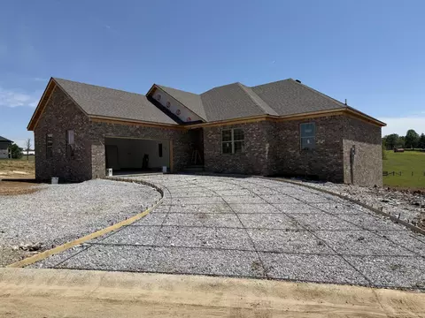 217 Carhartt Dr, Richmond, KY 40475