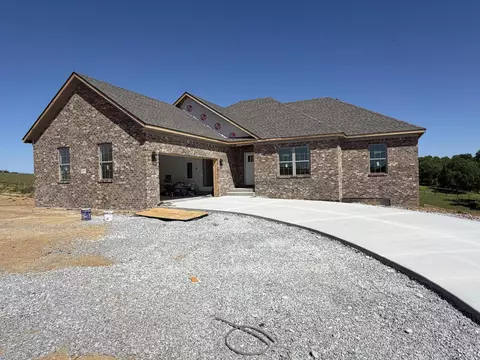 217 Carhartt Dr, Richmond, KY 40475