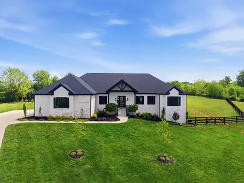 1112 Gallant Dr, Wilmore, KY 40390