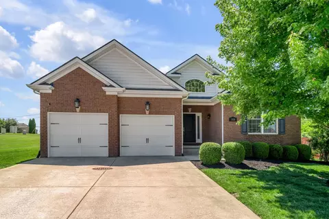 108 Dove Run Cir, Georgetown, KY 40324