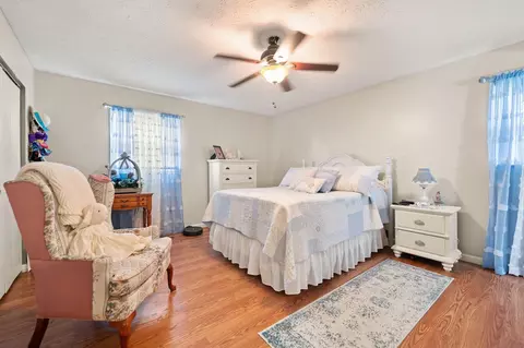 Bedroom - 103 Mountain View Dr, Berea, KY 40403 photo 1 of 5