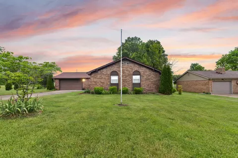 Exterior - 103 Mountain View Dr, Berea, KY 40403 photo 10 of 10