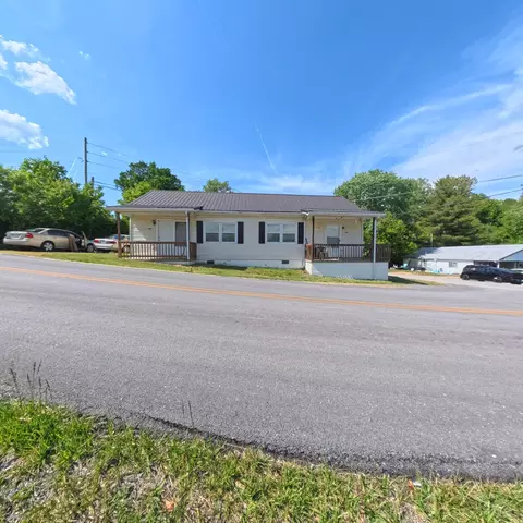 1725 1727 Sand Hill Rd, Irvine, KY 40336