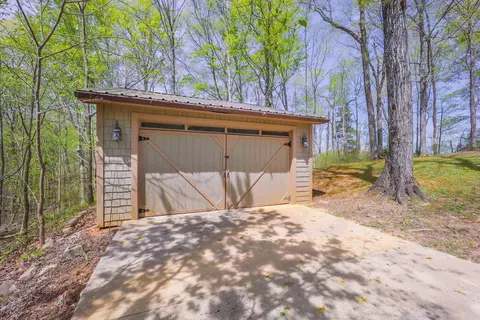 Exterior - 450 White Oak Dr, Nancy, KY 42544 photo 1 of 2