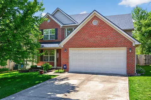 405 Tremont Ln, Winchester, KY 40391