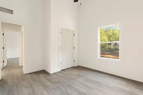 Bedroom - 185 Pine Tree Rd, Nancy, KY 42544 photo 2 of 4