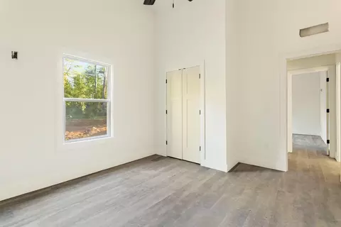 Bedroom - 185 Pine Tree Rd, Nancy, KY 42544 photo 4 of 4