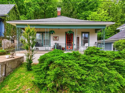 402 Ewing St, Frankfort, KY 40601
