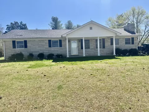 521 Clearcreek Rd, Irvine, KY 40336