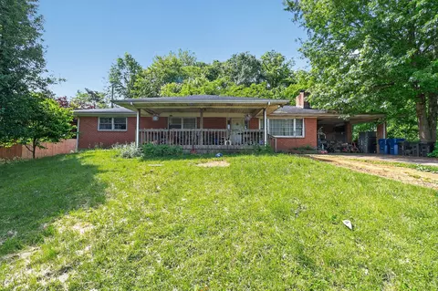 906 Horseshoe Dr, Somerset, KY 42501