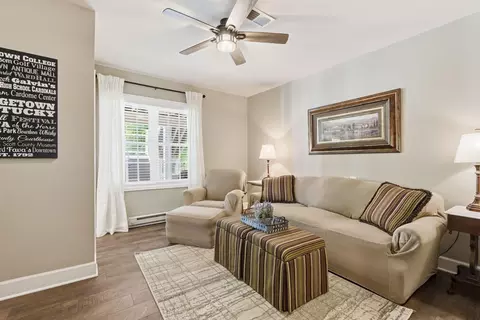 Living - 102 Cherry Hill Dr, Georgetown, KY 40324 photo 5 of 5