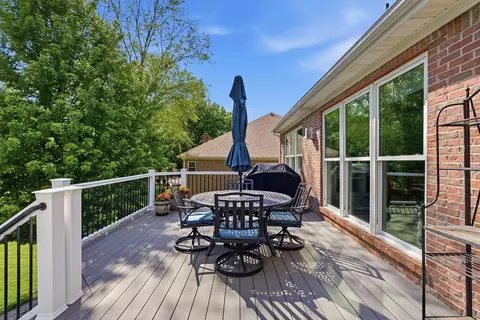 Exterior - 102 Cherry Hill Dr, Georgetown, KY 40324 photo 9 of 21