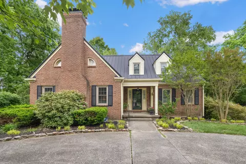 307 Old Coach Rd, Nicholasville, KY 40356