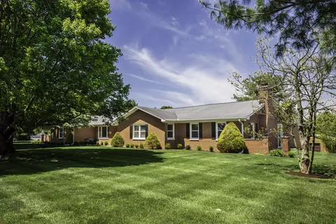 1651 Donelwal Dr, Lexington, KY 40511