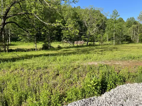000 Hwy 3446, Mckee, KY 40447