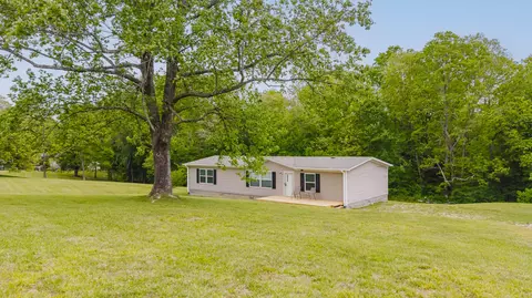 Exterior - 584 Casey Rd, Corbin, KY 40701 photo 2 of 9