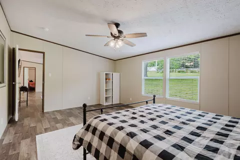 Bedroom - 584 Casey Rd, Corbin, KY 40701 photo 4 of 10