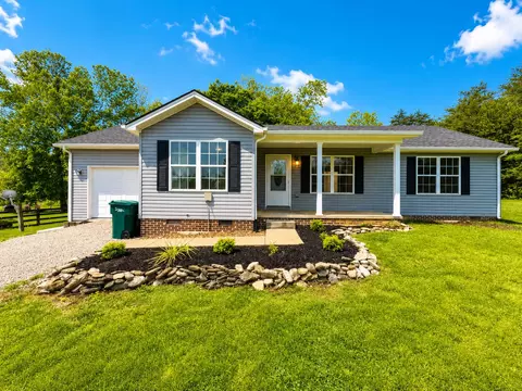 808 Muddy Creek Rd, Berea, KY 40403