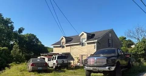 705 Hillcrest Ave, Frankfort, KY 40601