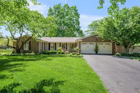 112 Summertree Dr, Nicholasville, KY 40356