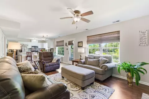 Living - 217 Redding Rd, Georgetown, KY 40324 photo 3 of 3