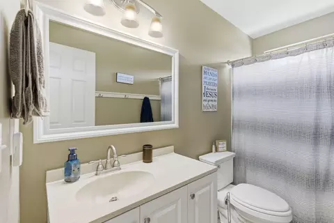 Bath - 217 Redding Rd, Georgetown, KY 40324 photo 1 of 3