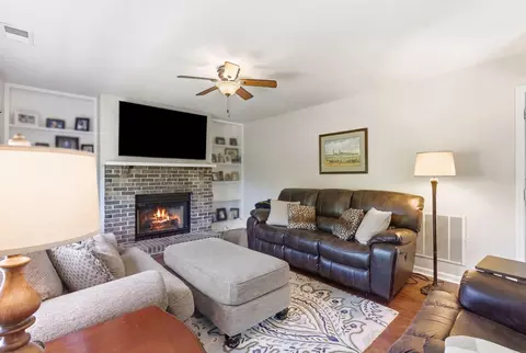 Living - 217 Redding Rd, Georgetown, KY 40324 photo 1 of 3