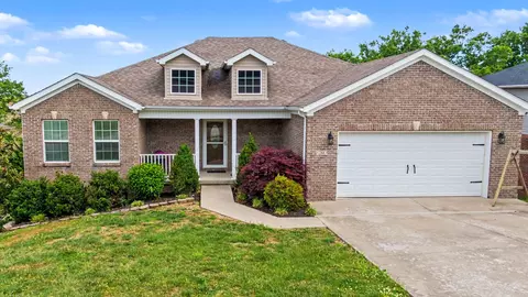284 Palm Hills Dr, Richmond, KY 40475