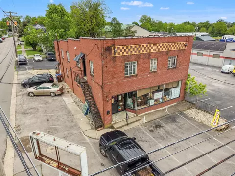 502 W Lexington Ave, Winchester, KY 40391