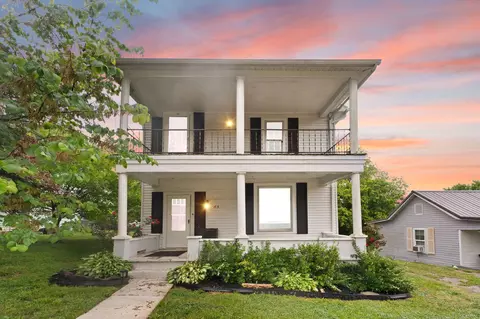 83 W French Ave, Burnside, KY 42519