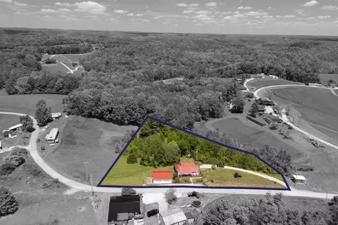 4590 County Road 1002, West Liberty, KY 41472