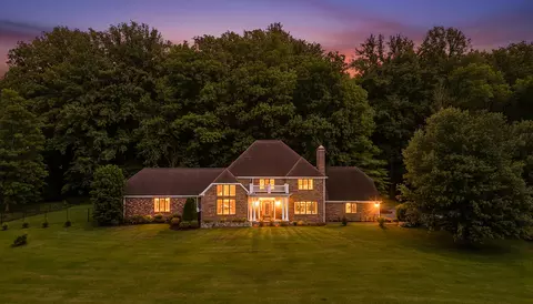 137 Indian Cave Rd, Monticello, KY 42633