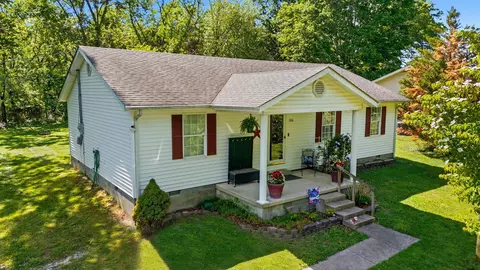 306 Water St, Berea, KY 40403