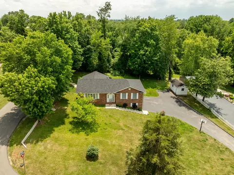 315 Lovelace St, Albany, KY 42602