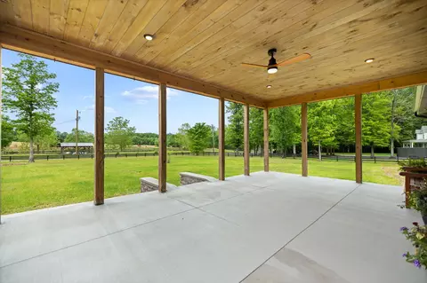 Exterior - 236 Whitaker Rd, Eubank, KY 42567 photo 5 of 7