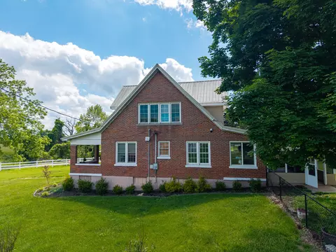 Exterior - 52 Wilson Loop, Science Hill, KY 42553 photo 5 of 7