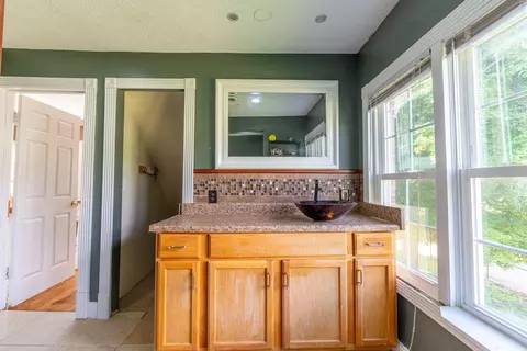 Bath - 52 Wilson Loop, Science Hill, KY 42553 photo 3 of 4