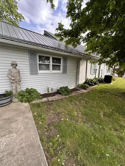340 N Highland Ave, Prestonsburg, KY 41653