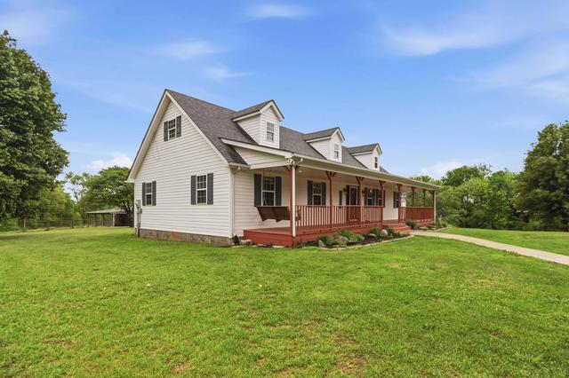 04330 Kentucky 906, Hustonville, KY 40437
