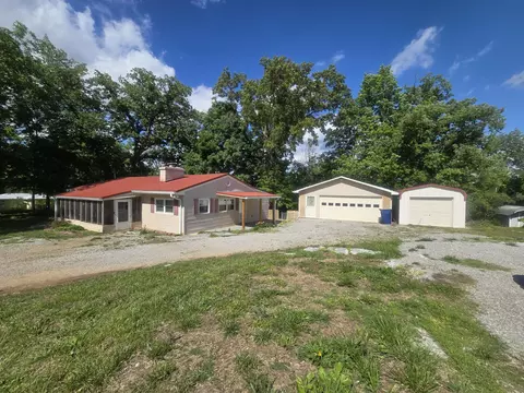 180 Beauchamp Blvd, Somerset, KY 42503