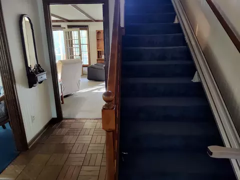 Entry Way - Undisclosed, Berea, KY 40403 photo 2 of 5
