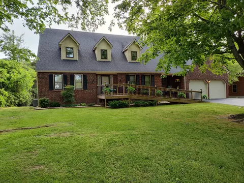 Undisclosed, Berea, KY 40403