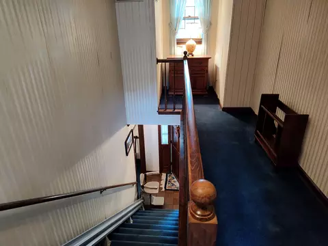 Entry Way - Undisclosed, Berea, KY 40403 photo 5 of 5