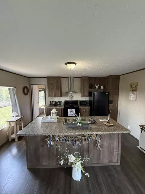 8680 Highway 196, Nancy, KY 42544
