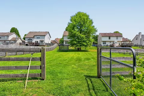 Exterior - 178 Old Post Rd, Paris, KY 40361 photo 10 of 10
