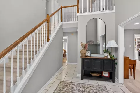 Entry Way - 178 Old Post Rd, Paris, KY 40361 photo 1 of 4