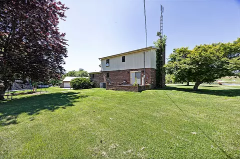 Exterior - 53 Mockingbird St, Lancaster, KY 40444 photo 5 of 13