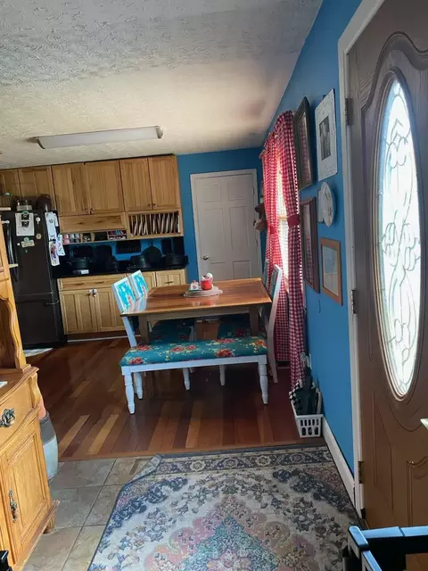 Entry Way - 53 Mockingbird St, Lancaster, KY 40444 photo 1 of 1